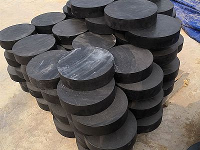 建湖县板式橡胶支座由若干层橡胶片与薄钢板经加压硫化